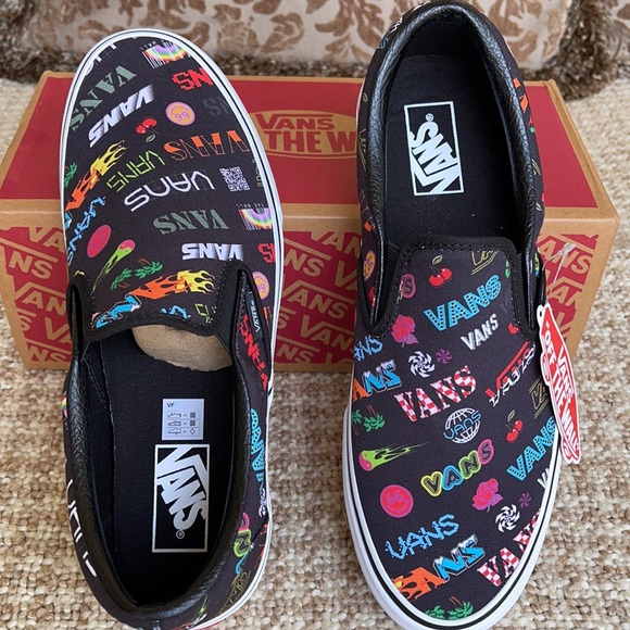 Vans Classic Slip On Disruptive Black/True White M - Picture 12 of 16
